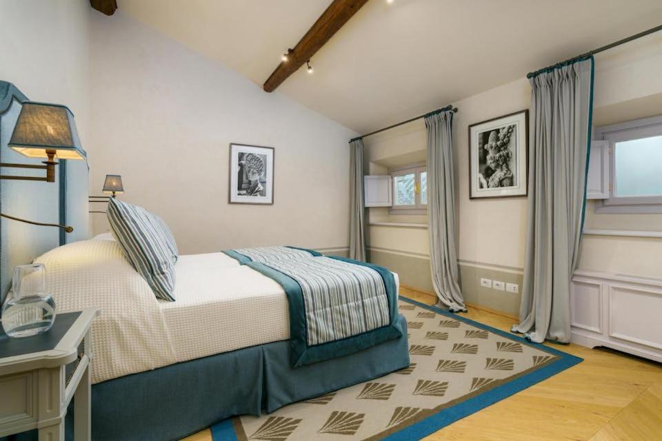 Apartment Luxury Corso 14 With Duomo View Florence